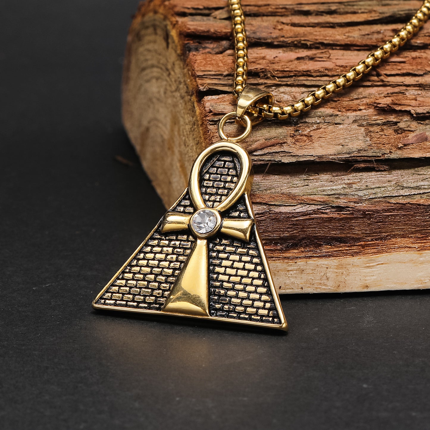 Hip Hop Ancient Egypt Horus Eye Pyramid Male / Female Pendant Personality Cross Titanium Steel Necklace